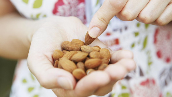 Nuts as bit-size snacks