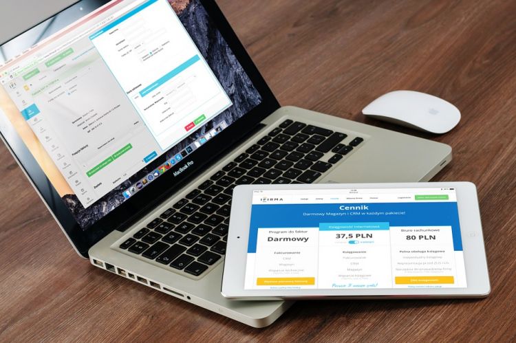 Website Templates - https://pixabay.com/images/id-624707/