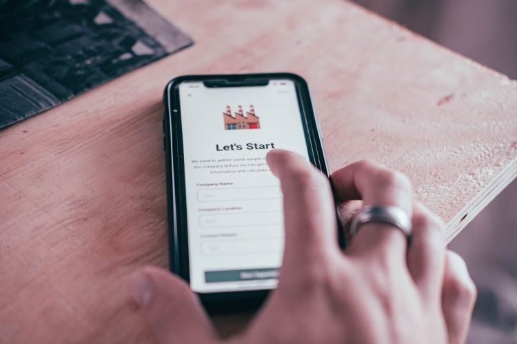 app onboarding start screen