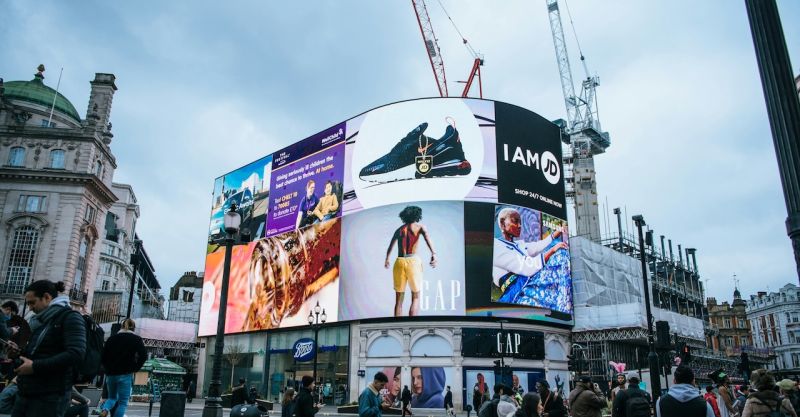 OOH advertising in London